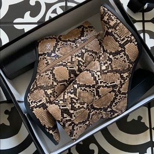 Never worn! Lulu’s lizard print booties.